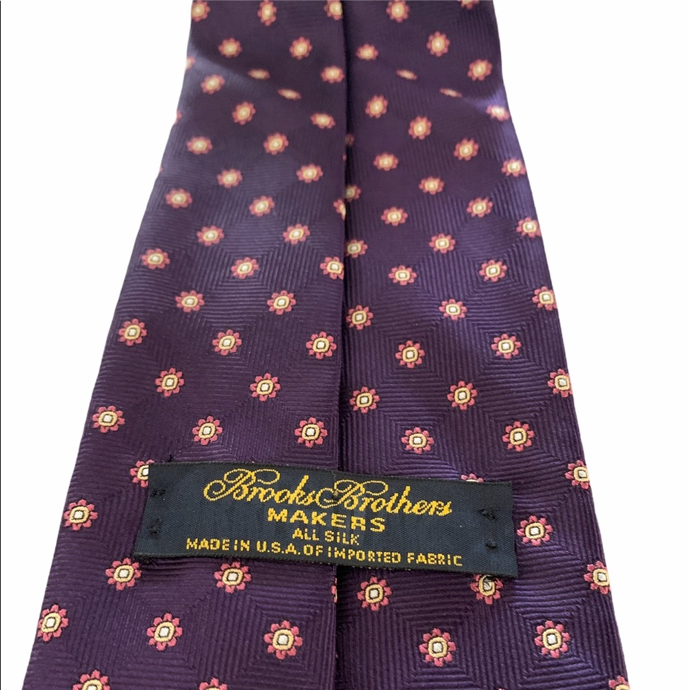 ✨SOLD✨ Brooks Brothers Dark Purple 100% Silk Made in USA
